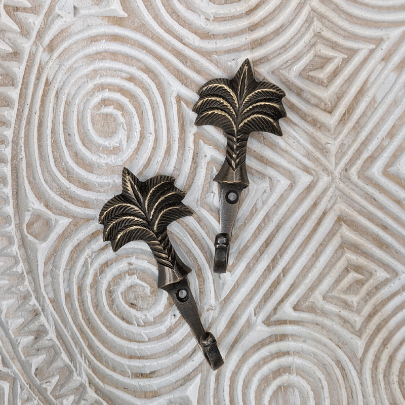 Palm Wall Hook - Antique Brass